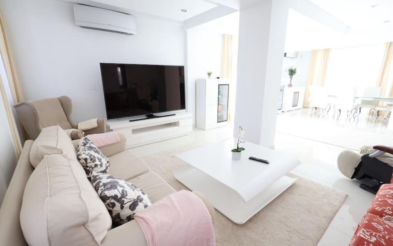 4 sovrum Villa till salu i Cabo Roig med pool - 990 000 € (Ref: 9913709)