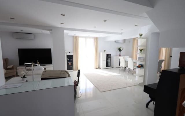 4 sovrum Villa till salu i Cabo Roig, Orihuela med pool - 990 000 € (Ref: 9913709)