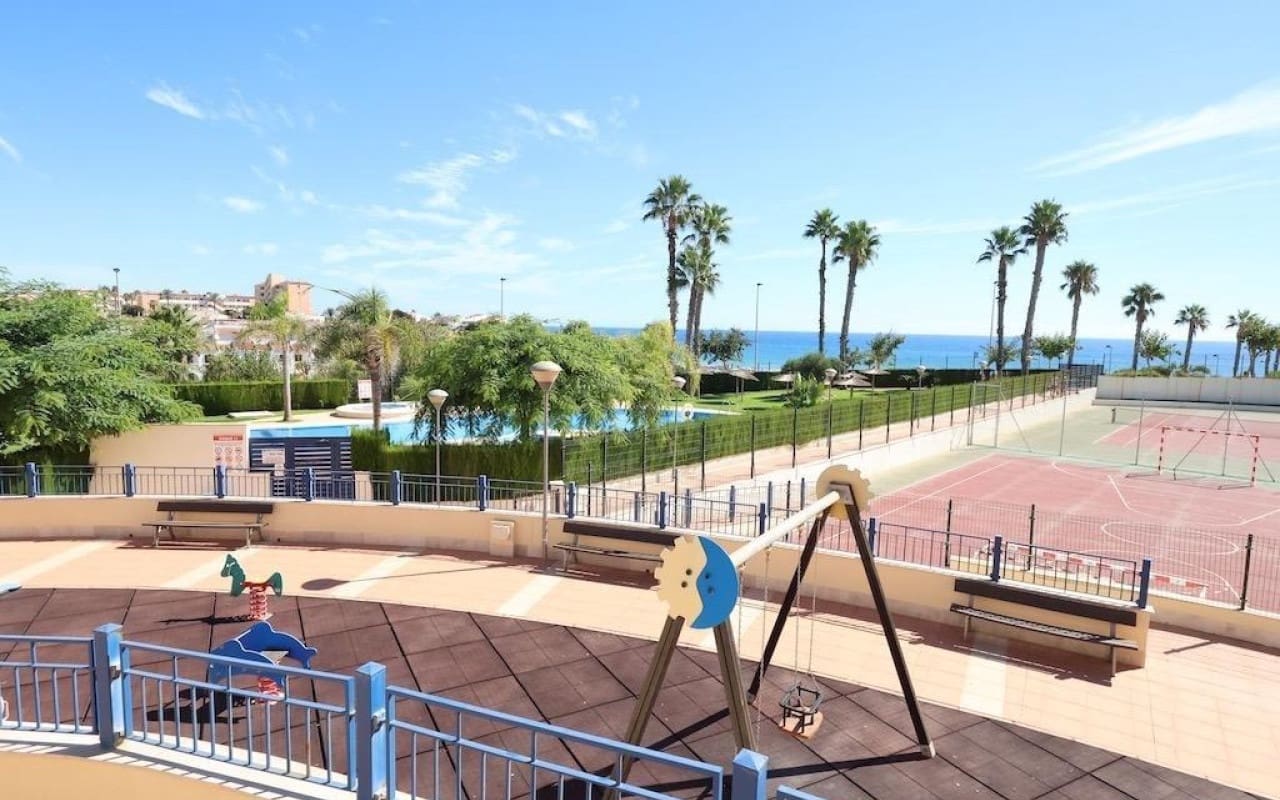 3 chambre Penthouse à vendre à Pilar de la Horadada avec piscine - 490 000 € (Ref: 9913710)