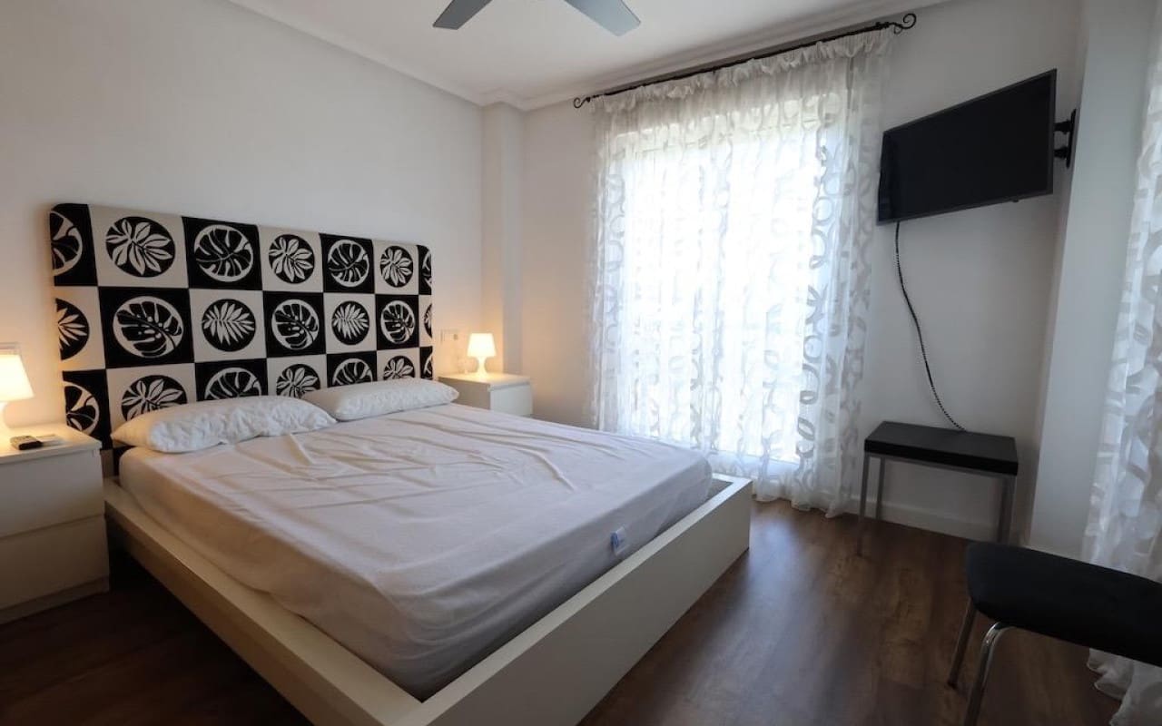 2 Zimmer Penthouse zu verkaufen in Pilar de la Horadada mit Pool - 345.000 € (Ref: 9913711)