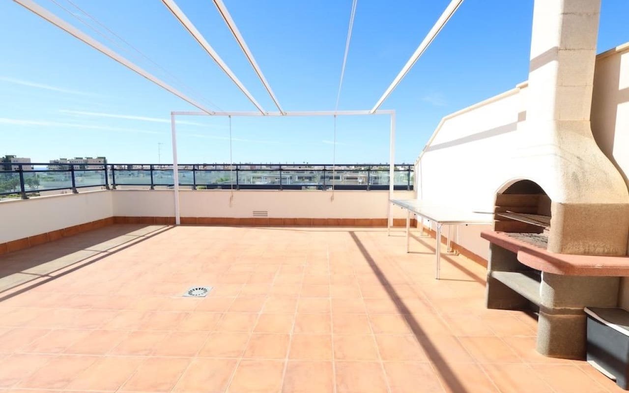 2 Zimmer Penthouse zu verkaufen in Pilar de la Horadada mit Pool - 345.000 € (Ref: 9913711)