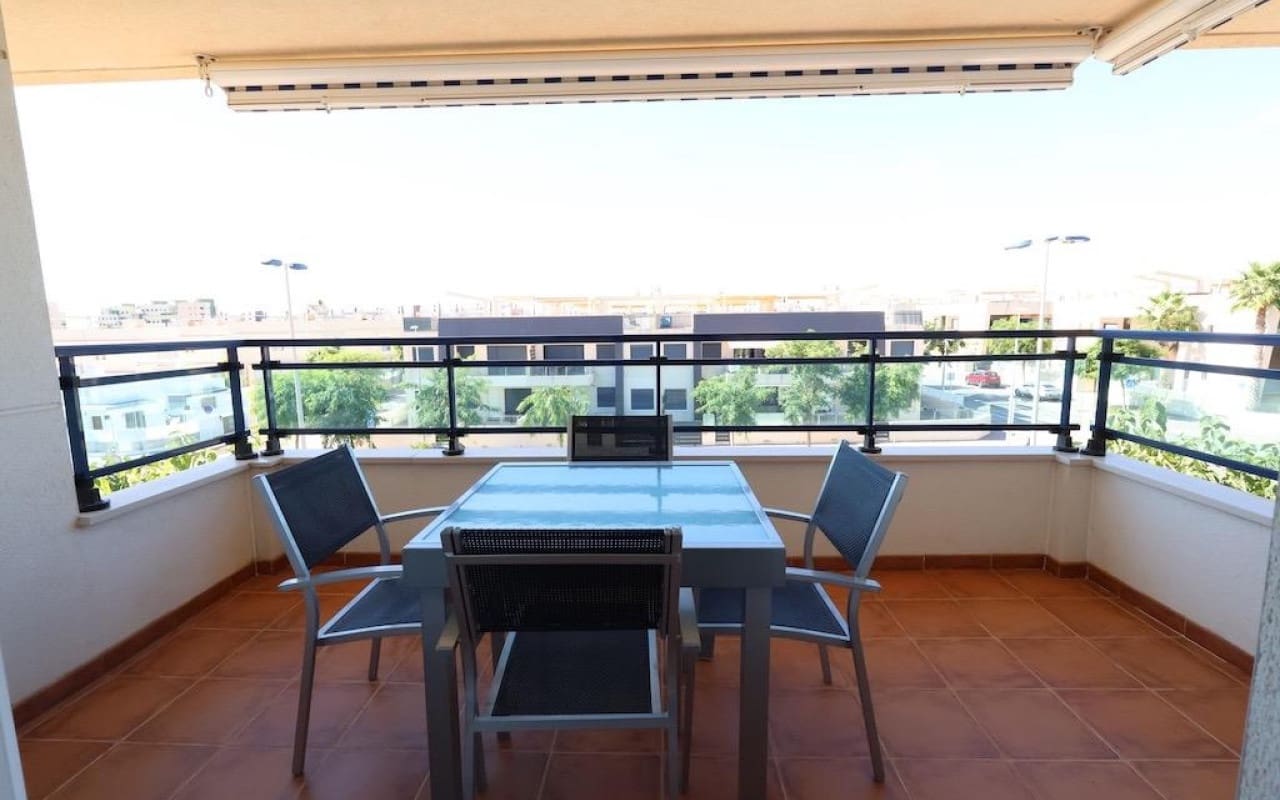 2 Zimmer Penthouse zu verkaufen in Pilar de la Horadada mit Pool - 345.000 € (Ref: 9913711)