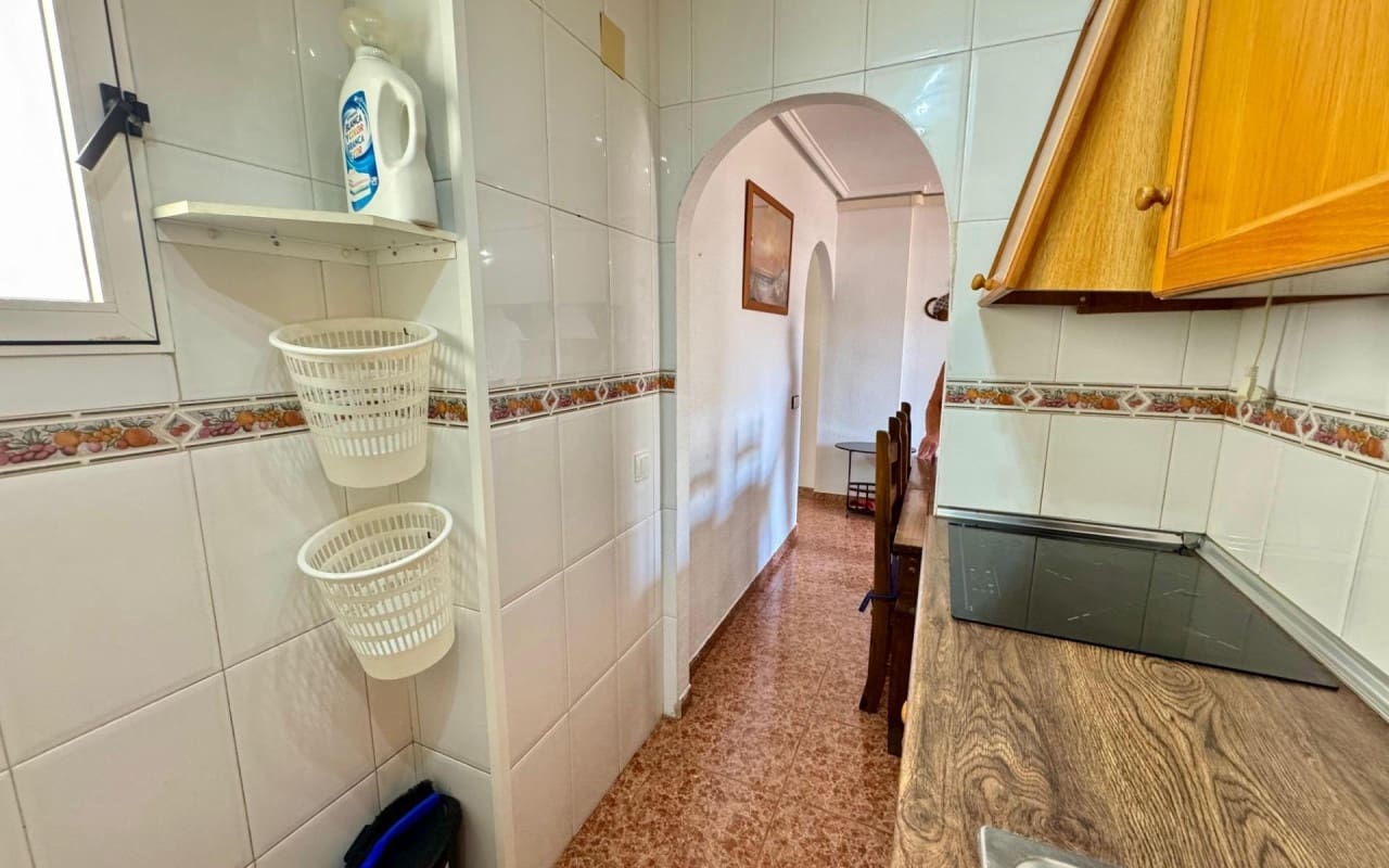 2 sypialnia Penthouse na sprzedaż w Torrevieja z basenem - 140 000 € (Ref: 9913712)