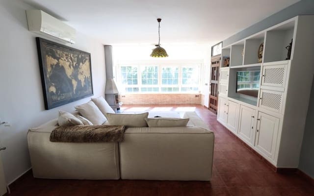 4 sypialnia Willa na sprzedaż w Villamartin, Orihuela - 699 000 € (Ref: 9913713)