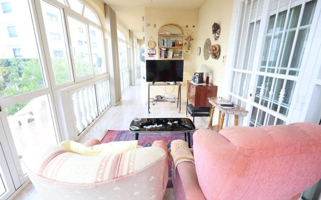 Chalet de 5 habitaciones en Villamartin, Orihuela en venta con piscina - 830.000 € (Ref: 9913714)
