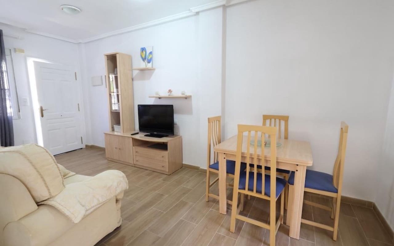 2 Zimmer Haus zu verkaufen in Filipinas mit Pool - 154.000 € (Ref: 9913715)