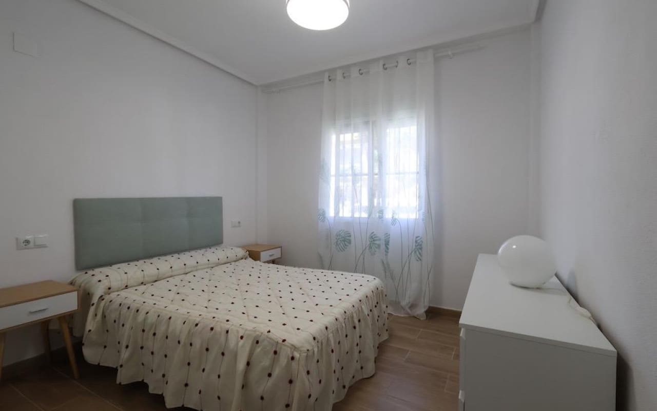 2 Zimmer Haus zu verkaufen in Filipinas mit Pool - 154.000 € (Ref: 9913715)