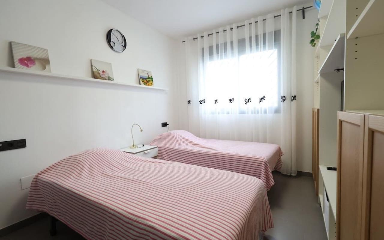 2 sypialnia Dom na sprzedaż w La Zenia z basenem - 270 000 € (Ref: 9913716)