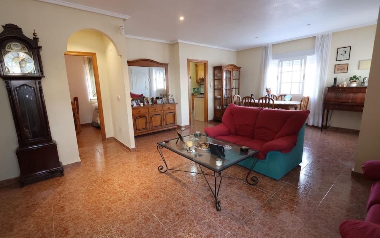 3 slaapkamer Villa te koop in Los Balcones met zwembad - € 320.000 (Ref: 9913718)