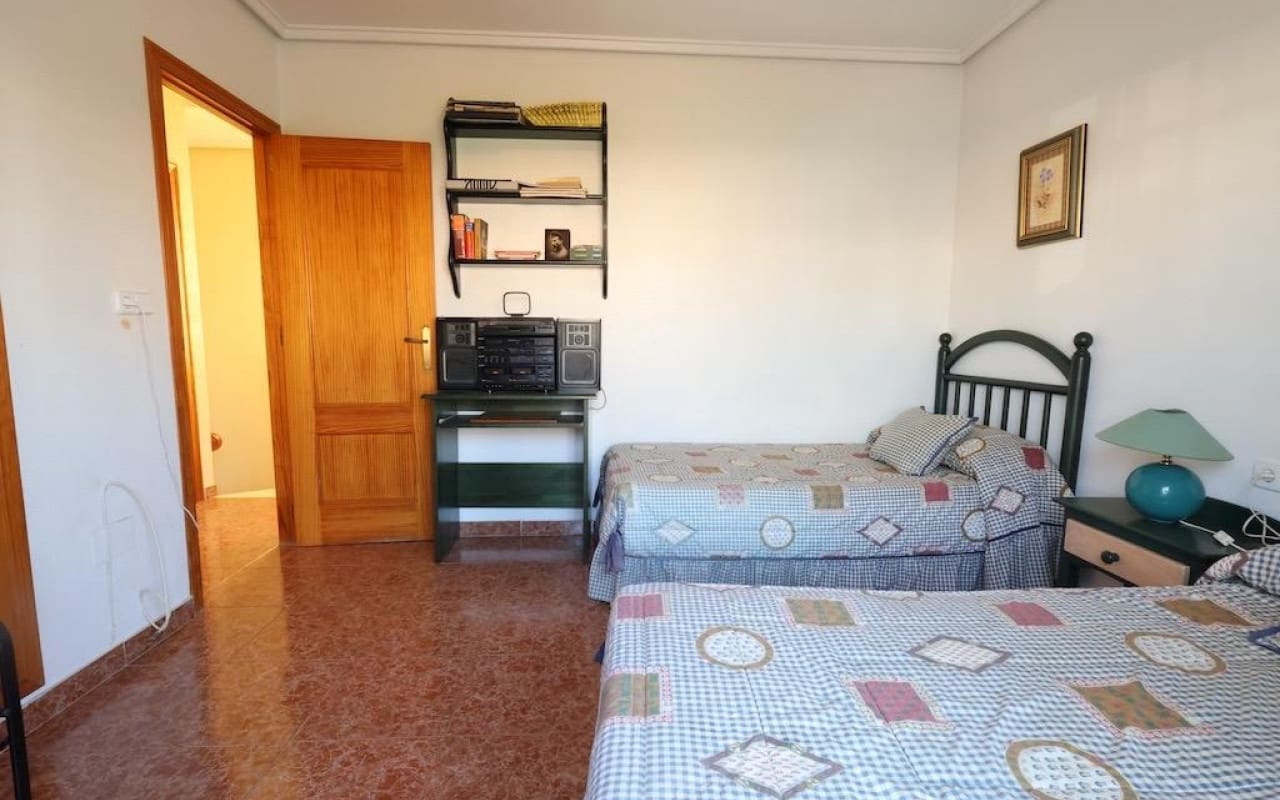 3 slaapkamer Villa te koop in Los Balcones met zwembad - € 320.000 (Ref: 9913718)