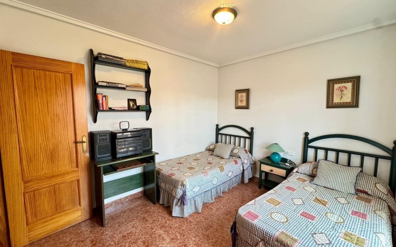 3 slaapkamer Villa te koop in Los Balcones met zwembad - € 320.000 (Ref: 9913718)