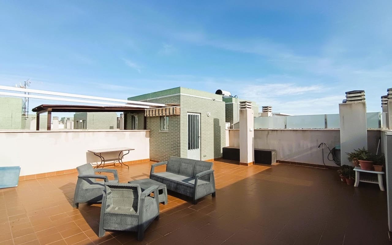 2 chambre Penthouse à vendre à Cabo Roig avec piscine - 219 000 € (Ref: 9913719)
