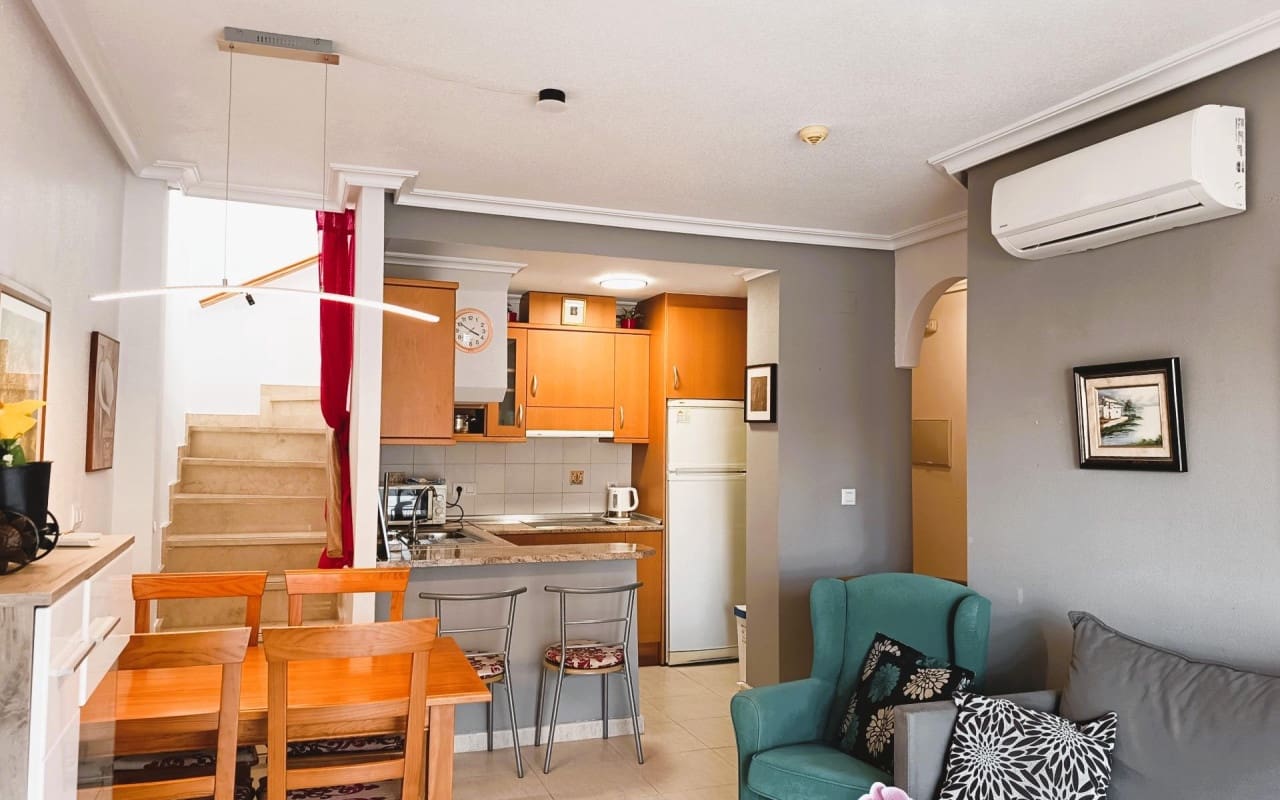 2 chambre Penthouse à vendre à Cabo Roig avec piscine - 219 000 € (Ref: 9913719)