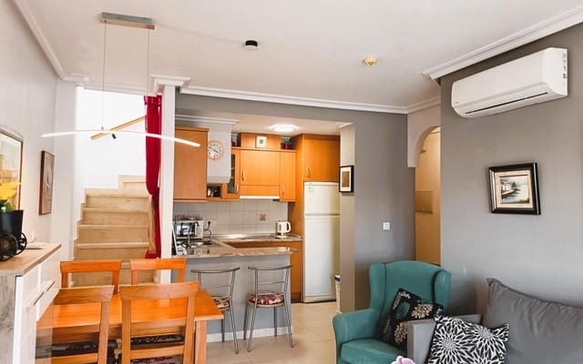 2 chambre Penthouse à vendre à Cabo Roig, Orihuela avec piscine - 219 000 € (Ref: 9913719)