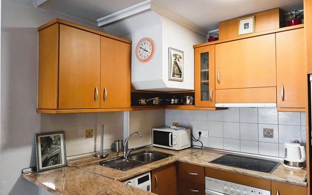 2 chambre Penthouse à vendre à Cabo Roig, Orihuela avec piscine - 219 000 € (Ref: 9913719)