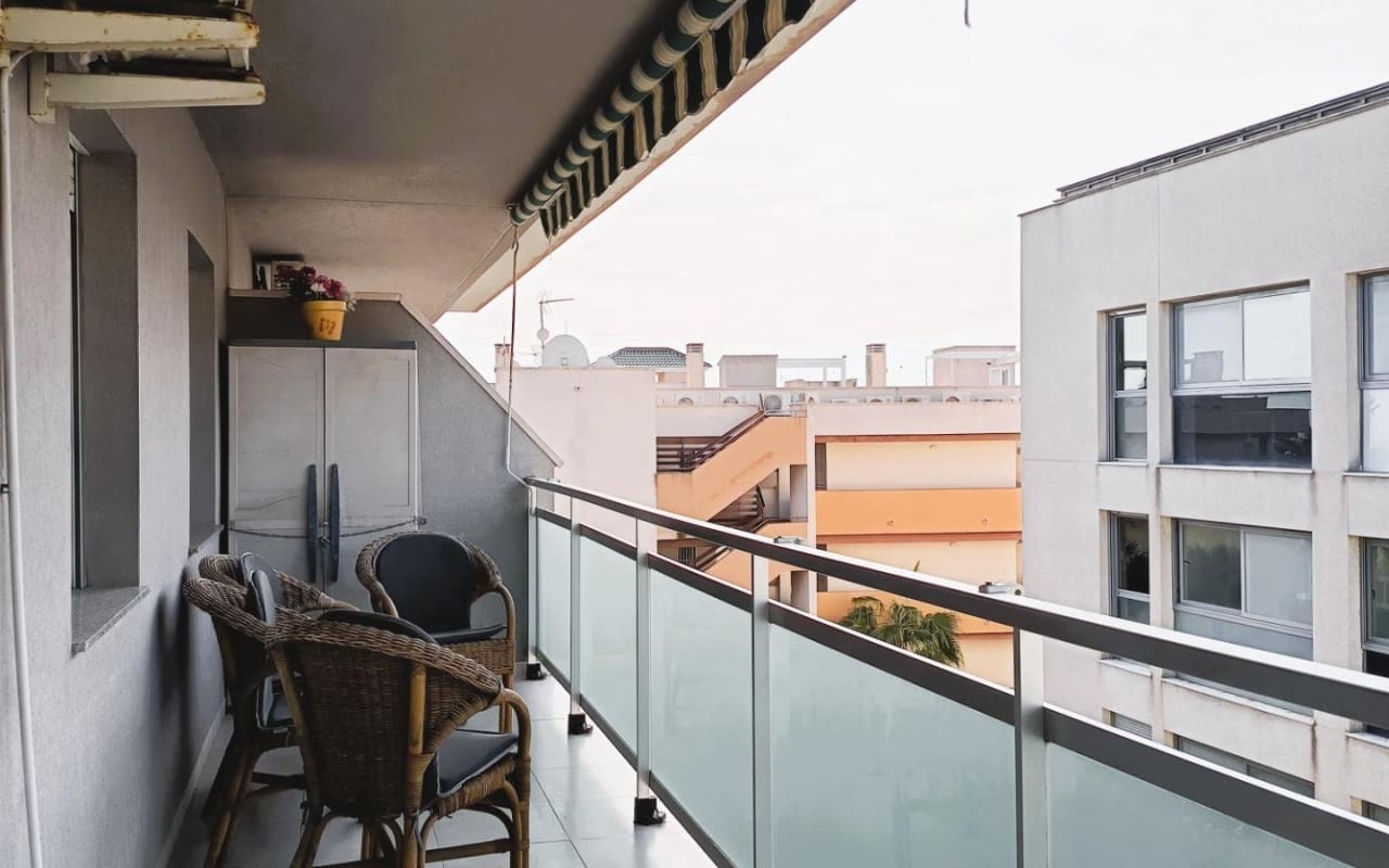 2 chambre Penthouse à vendre à Cabo Roig avec piscine - 219 000 € (Ref: 9913719)