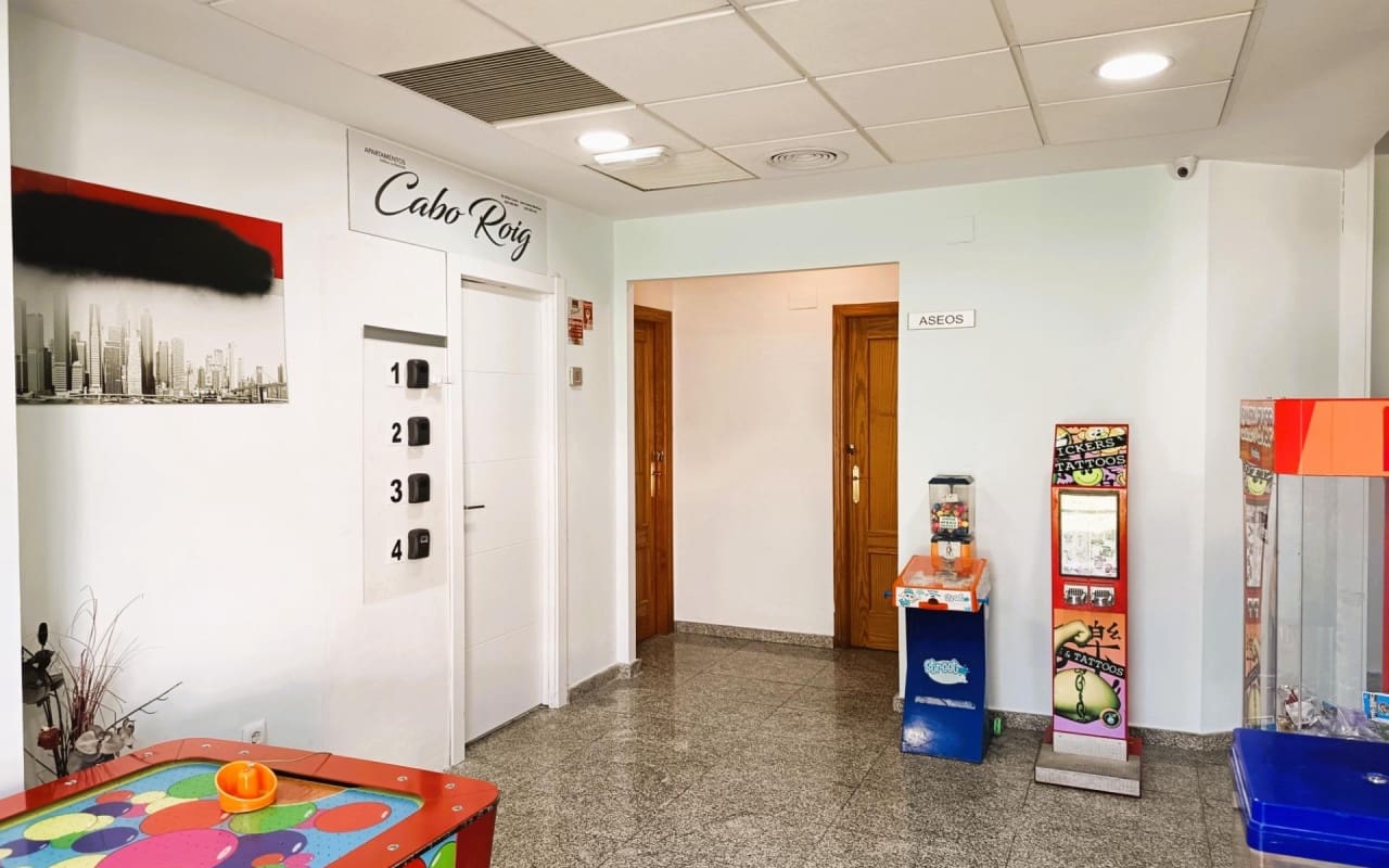 2 chambre Penthouse à vendre à Cabo Roig avec piscine - 219 000 € (Ref: 9913719)