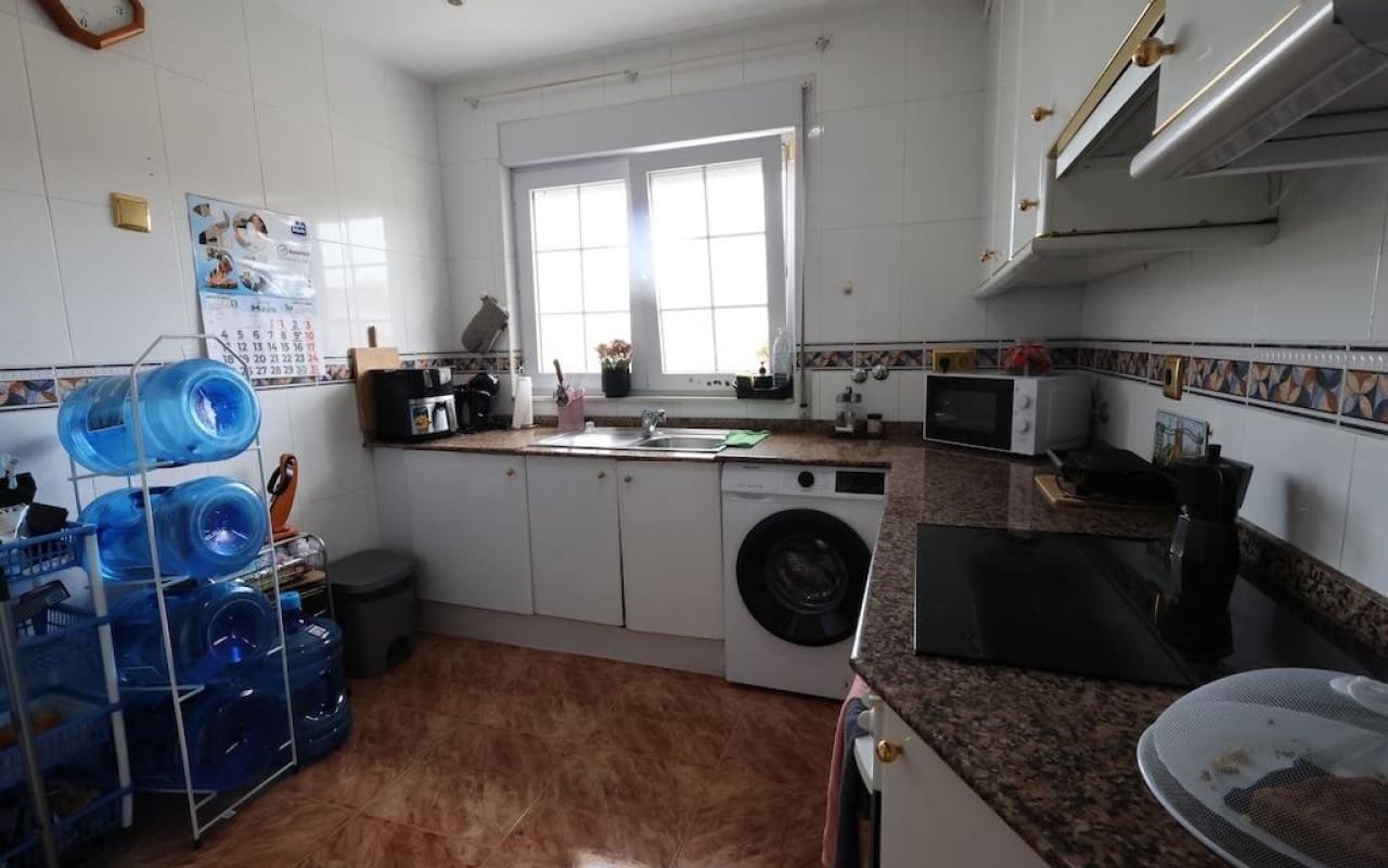 3 sovrum Takvåning till salu i Torrevieja - 285 000 € (Ref: 9913720)