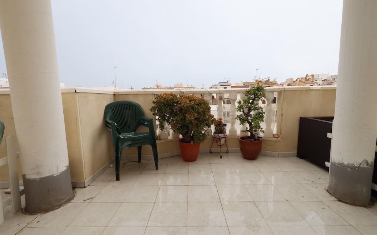 3 sovrum Takvåning till salu i Torrevieja - 285 000 € (Ref: 9913720)