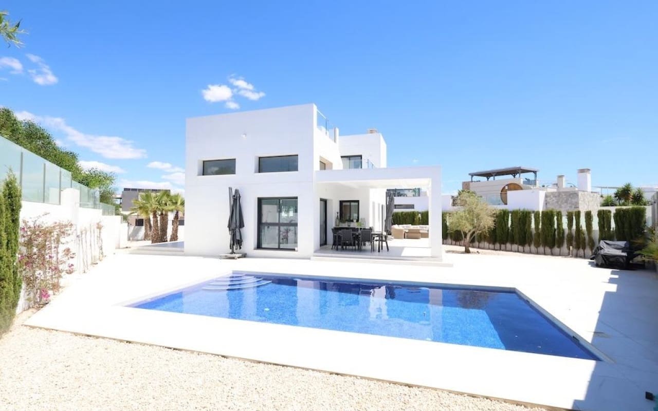 3 Zimmer Villa zu verkaufen in La Marquesa mit Pool - 699.000 € (Ref: 9913721)