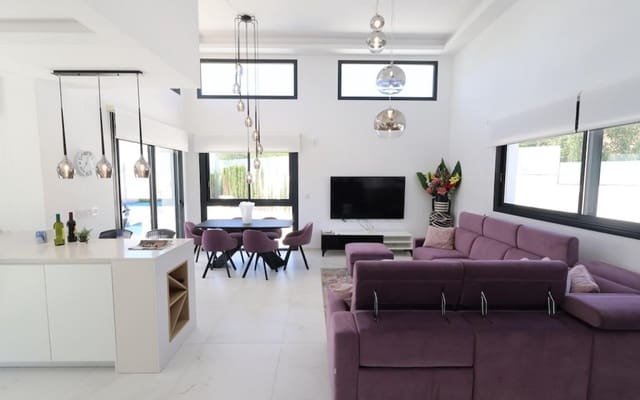 3 Zimmer Villa zu verkaufen in La Marquesa, Rojales mit Pool - 699.000 € (Ref: 9913721)