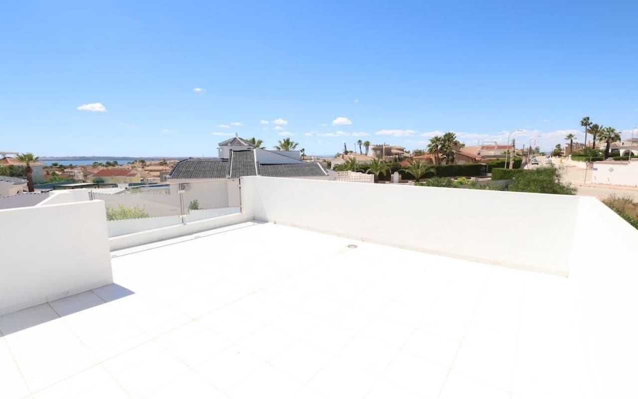 3 Zimmer Villa zu verkaufen in La Marquesa mit Pool - 699.000 € (Ref: 9913721)