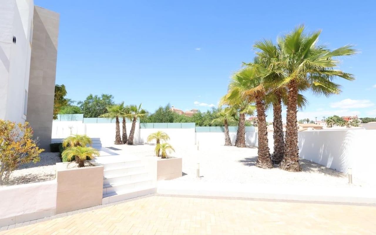 3 Zimmer Villa zu verkaufen in La Marquesa mit Pool - 699.000 € (Ref: 9913721)