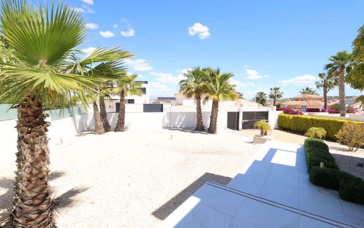 3 Zimmer Villa zu verkaufen in La Marquesa mit Pool - 699.000 € (Ref: 9913721)