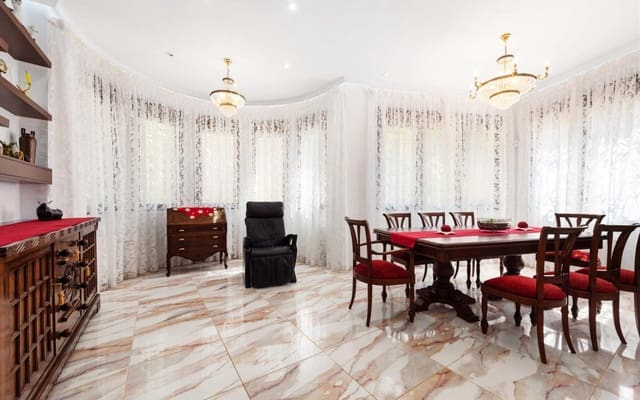 4 sypialnia Willa na sprzedaż w Campoamor, Orihuela z basenem - 1 600 000 € (Ref: 9913722)