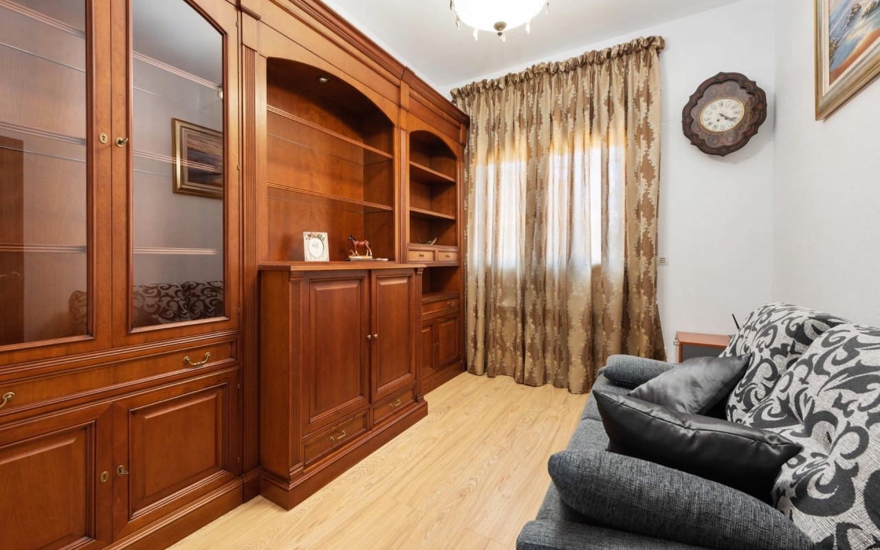 4 sypialnia Willa na sprzedaż w Campoamor z basenem - 1 600 000 € (Ref: 9913722)