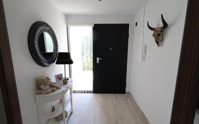 Chalet de 3 habitaciones en Algorfa en venta con piscina - 549.000 € (Ref: 9913723)
