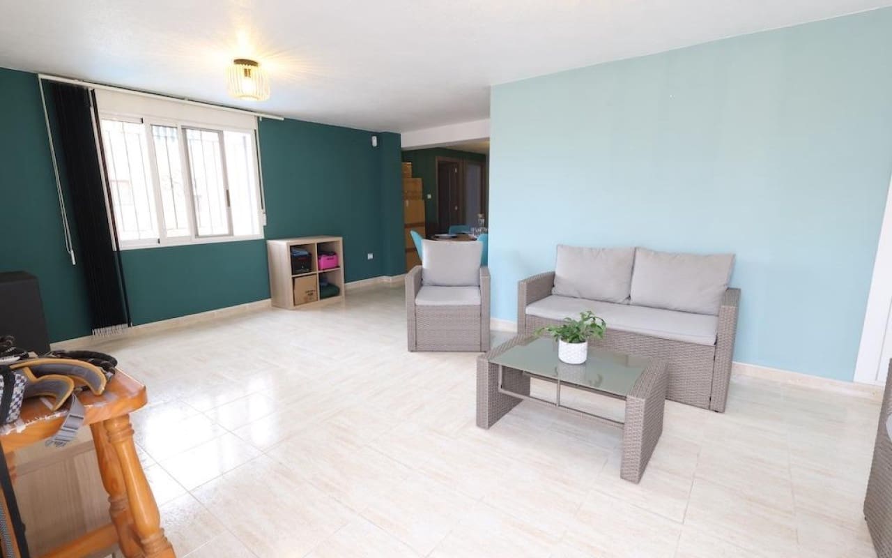3 Zimmer Villa zu verkaufen in Filipinas mit Pool - 395.000 € (Ref: 9913725)