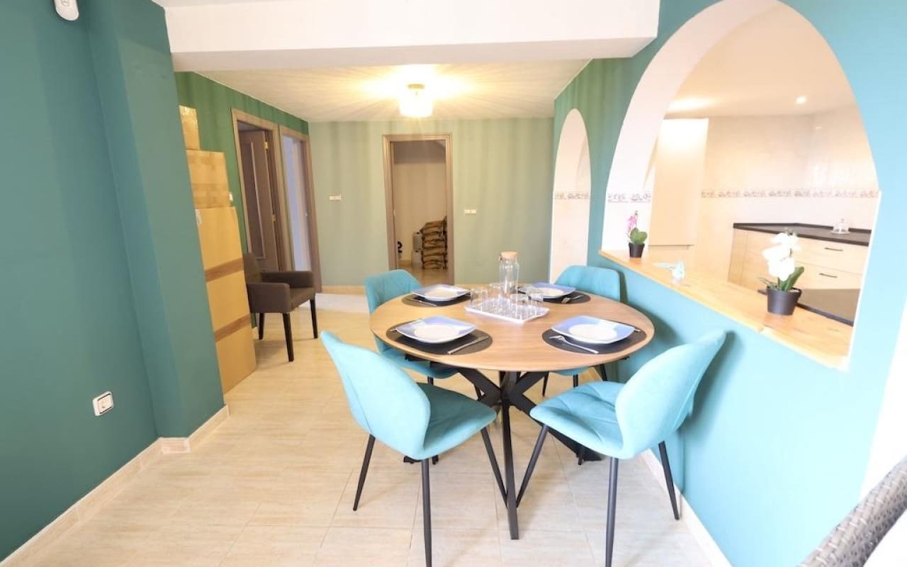 3 Zimmer Villa zu verkaufen in Filipinas mit Pool - 395.000 € (Ref: 9913725)