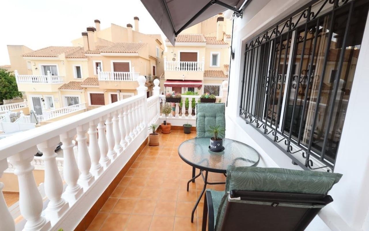 3 Zimmer Villa zu verkaufen in Filipinas mit Pool - 395.000 € (Ref: 9913725)