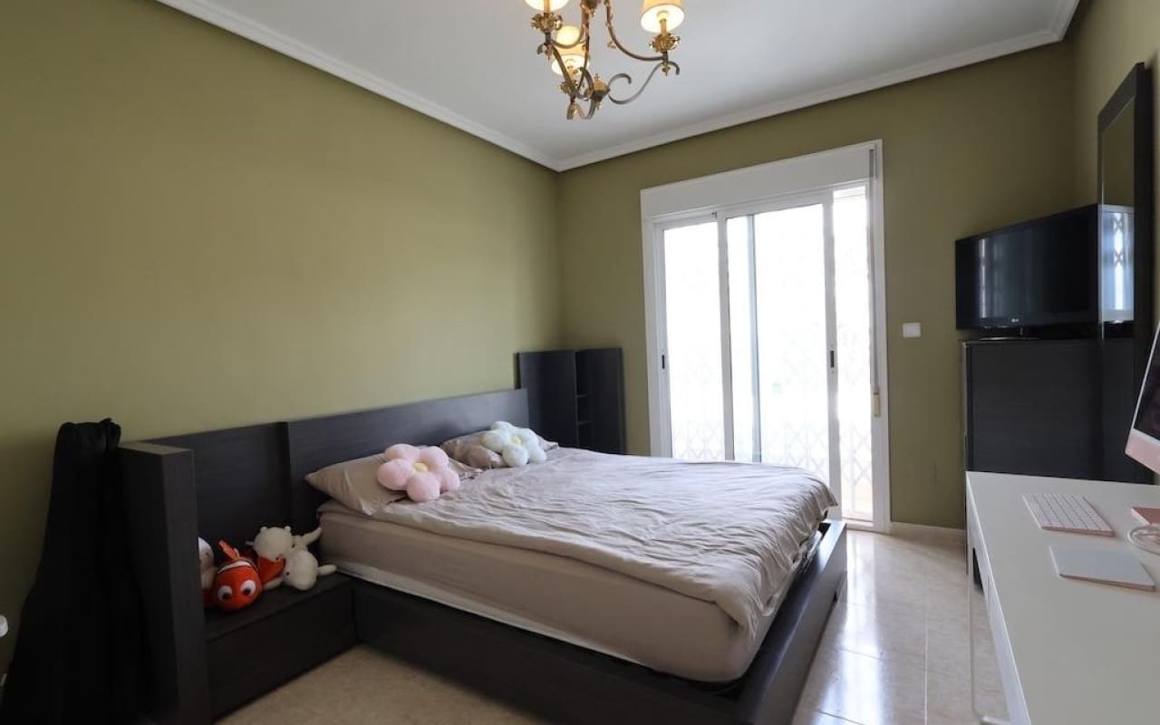 Chalet de 5 habitaciones en Doña Pepa en venta con piscina - 340.000 € (Ref: 9913726)