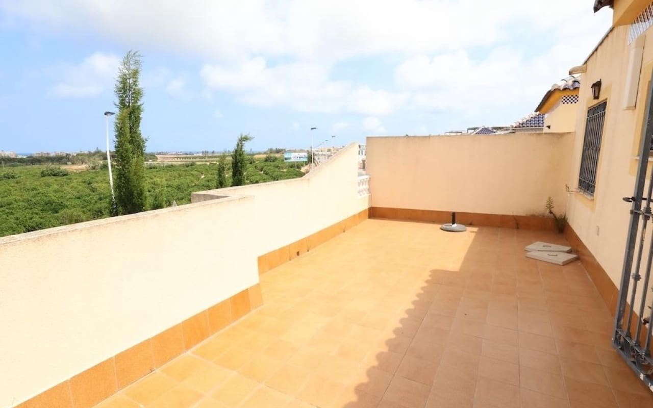 3 quarto Moradia para venda em Los Balcones com piscina - 234 000 € (Ref: 9913727)