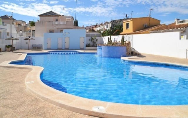 3 quarto Moradia para venda em Los Balcones com piscina - 234 000 € (Ref: 9913727)