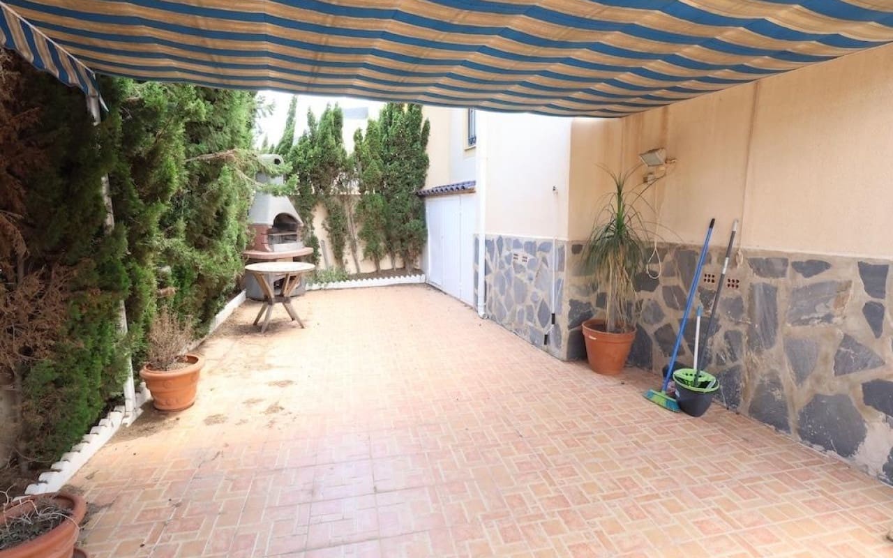 3 bedroom Villa for sale in Los Balcones with pool - € 234,000 (Ref: 9913727)