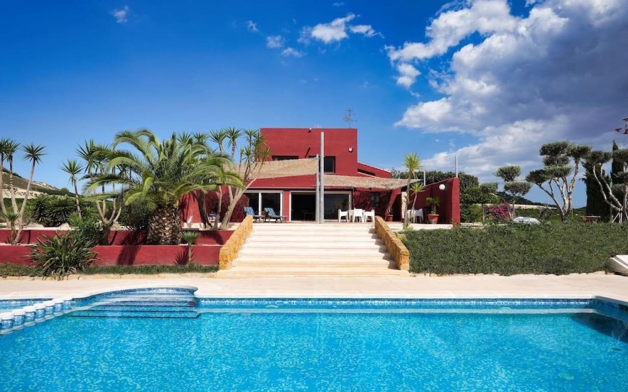Finca/Casa Rural de 4 habitaciones en Torremendo en venta - 1.750.000 € (Ref: 9913728)