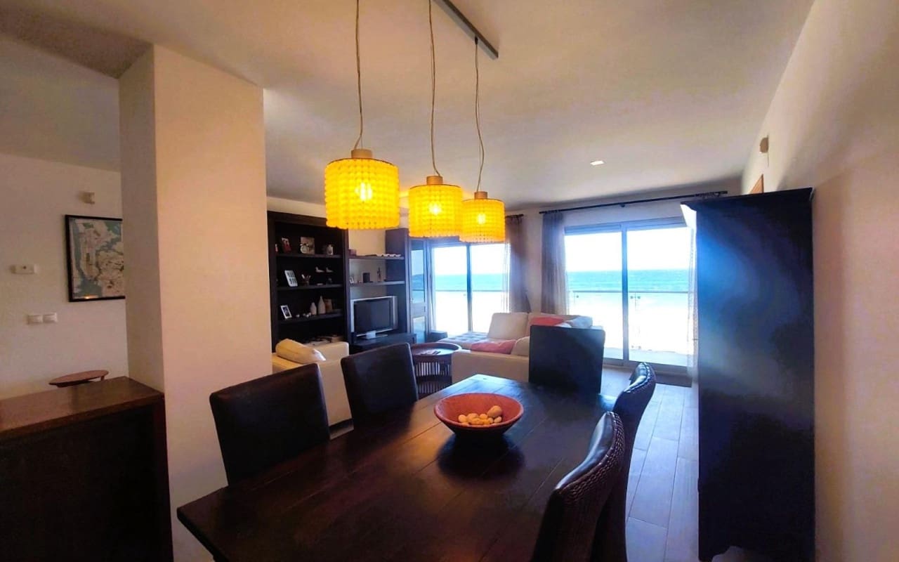 4 chambre Appartement de Plage à vendre à Torrevieja avec piscine - 650 000 € (Ref: 9913730)