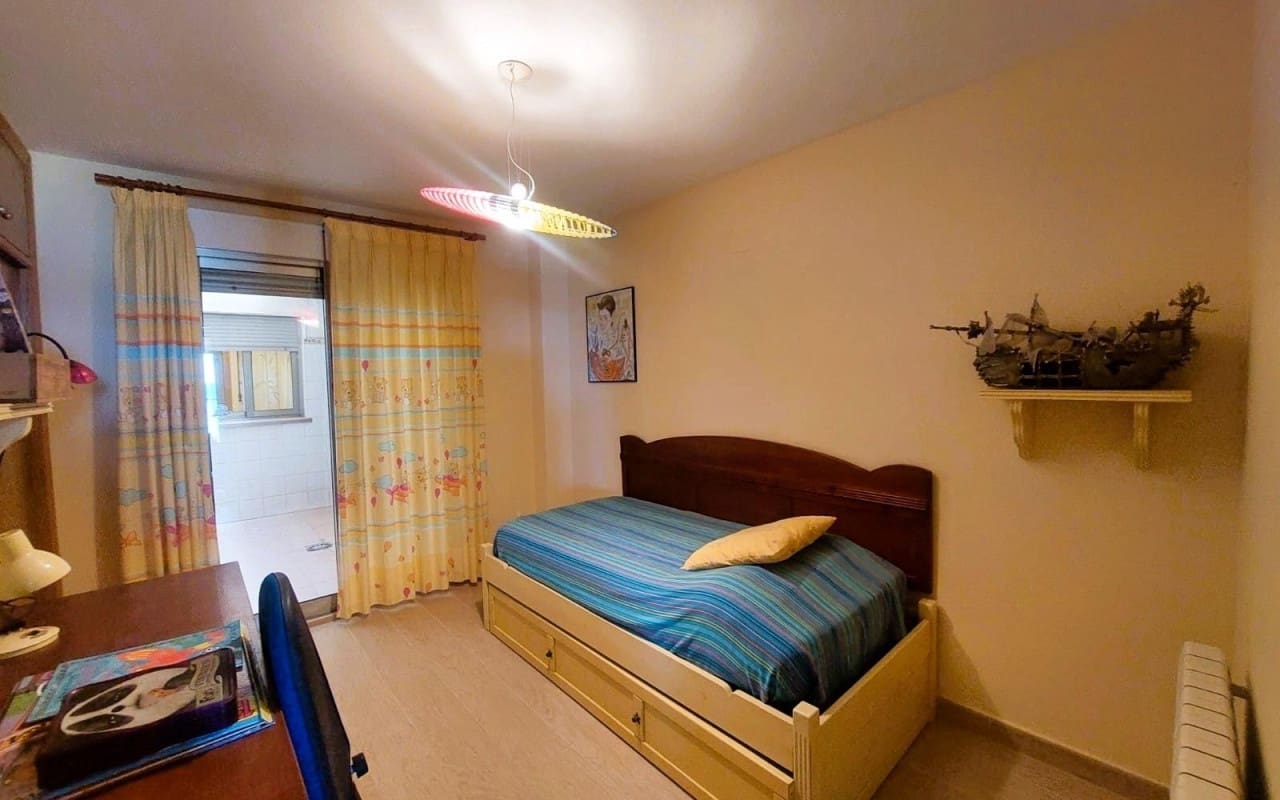 4 chambre Appartement de Plage à vendre à Torrevieja avec piscine - 650 000 € (Ref: 9913730)