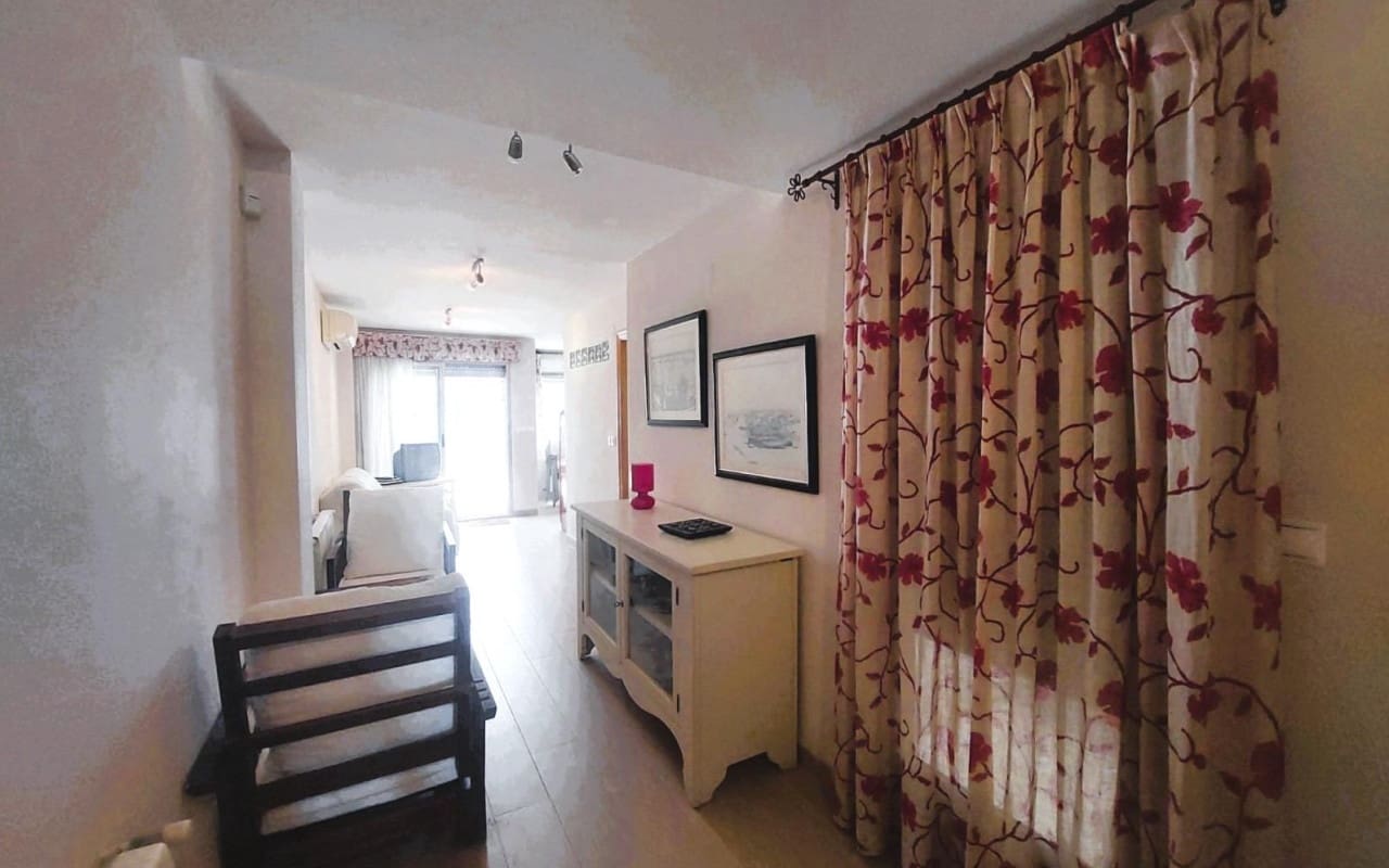 4 chambre Appartement de Plage à vendre à Torrevieja avec piscine - 650 000 € (Ref: 9913730)