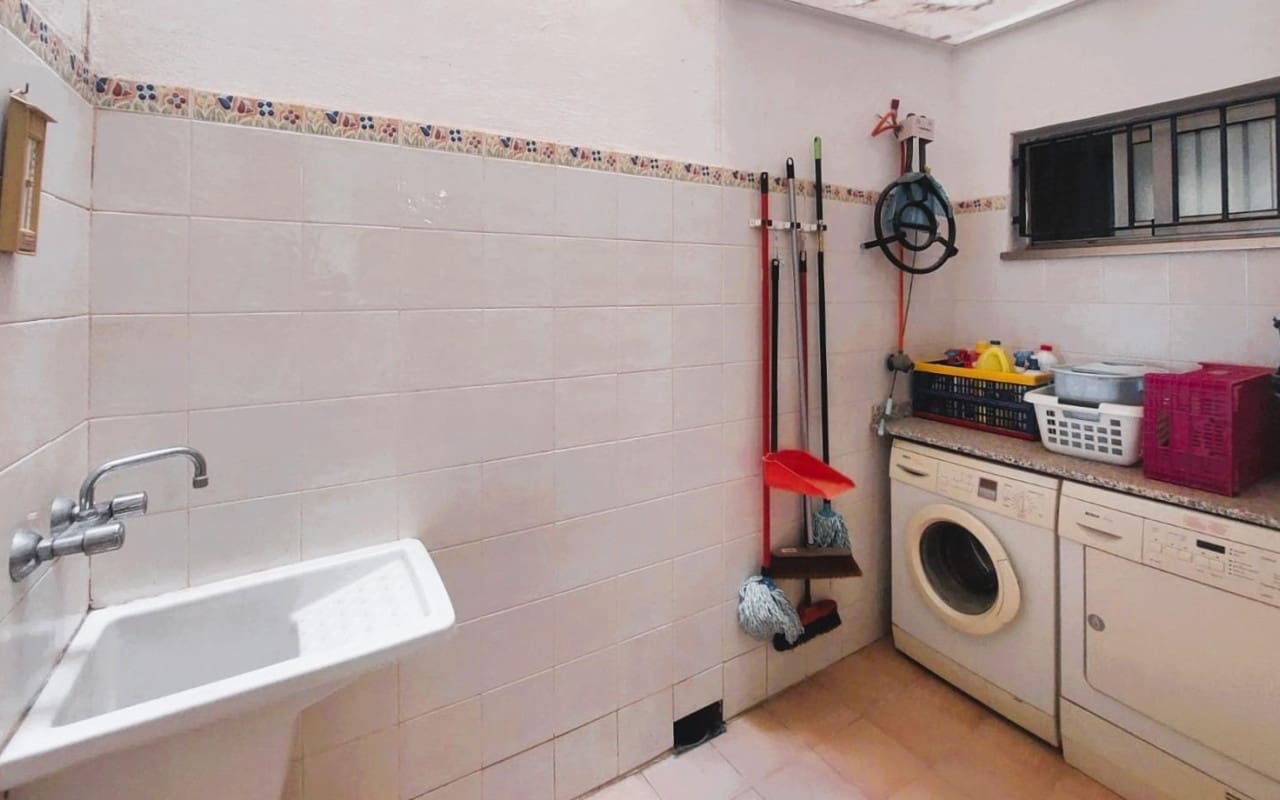 4 chambre Appartement de Plage à vendre à Torrevieja avec piscine - 650 000 € (Ref: 9913730)
