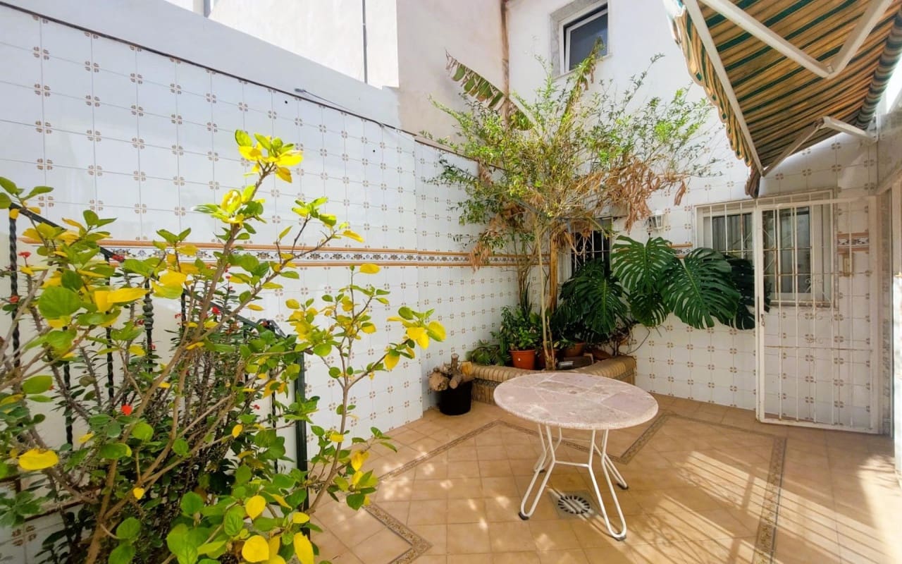 3 camera da letto Casa in vendita in Torrevieja - 550.000 € (Rif: 9913731)