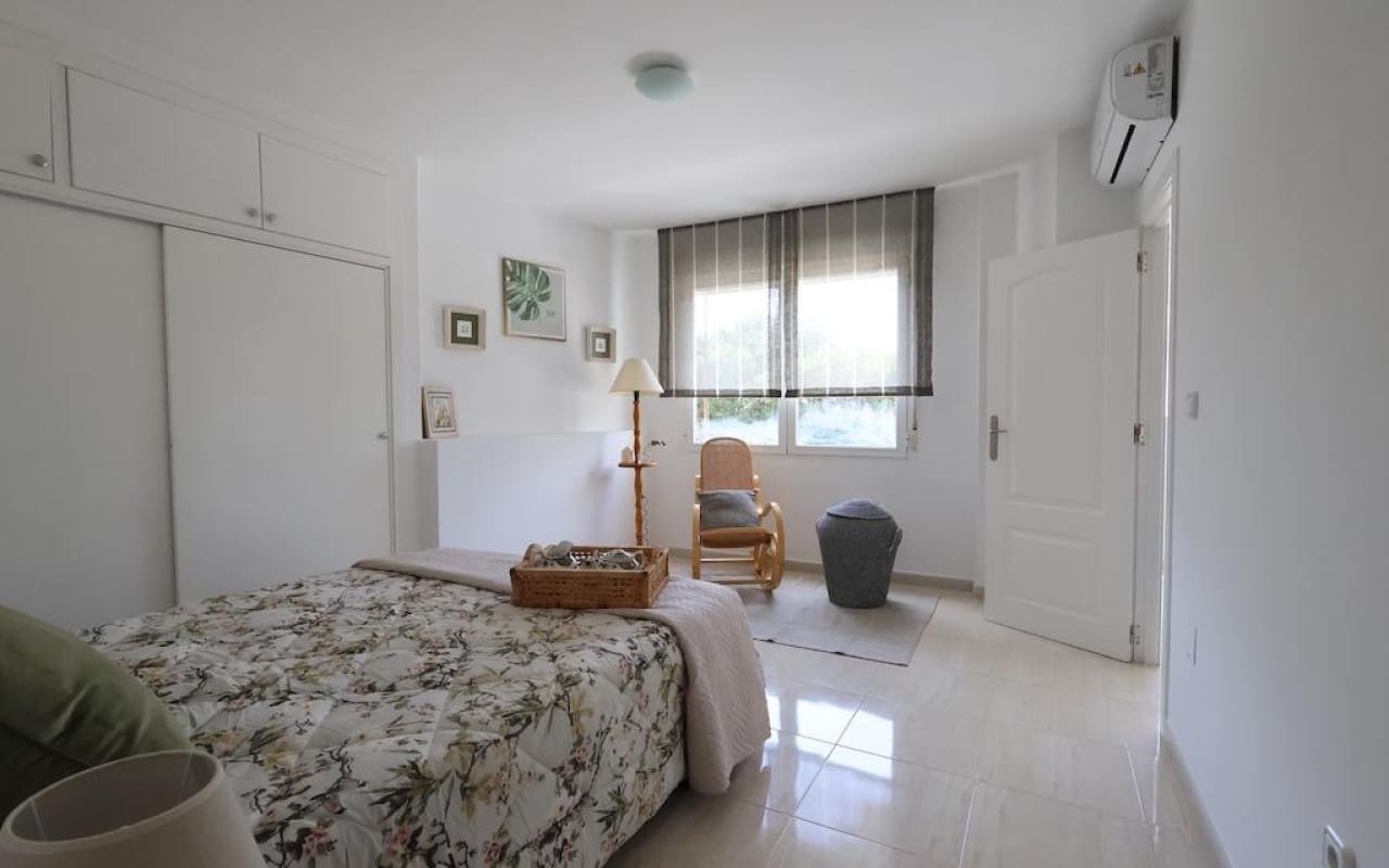 3 makuuhuone Huoneisto myytävänä paikassa Torrevieja - 299 000 € (Ref: 9913733)