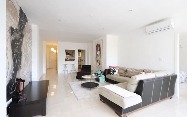 3 makuuhuone Huoneisto myytävänä paikassa Centro - Muelle Pesquero, Torrevieja - 299 000 € (Ref: 9913733)