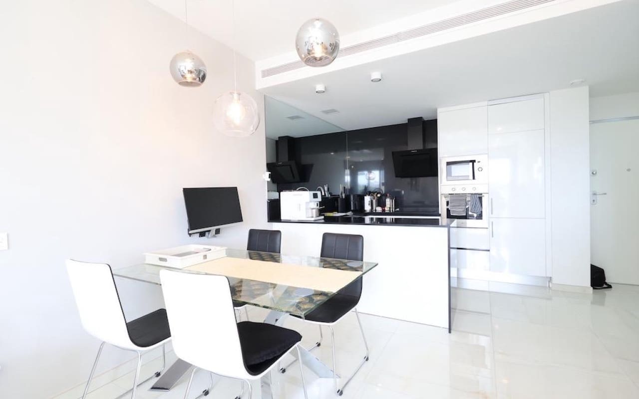 2 sovrum Lägenhet till salu i Las Mimosas med pool - 269 000 € (Ref: 9913734)