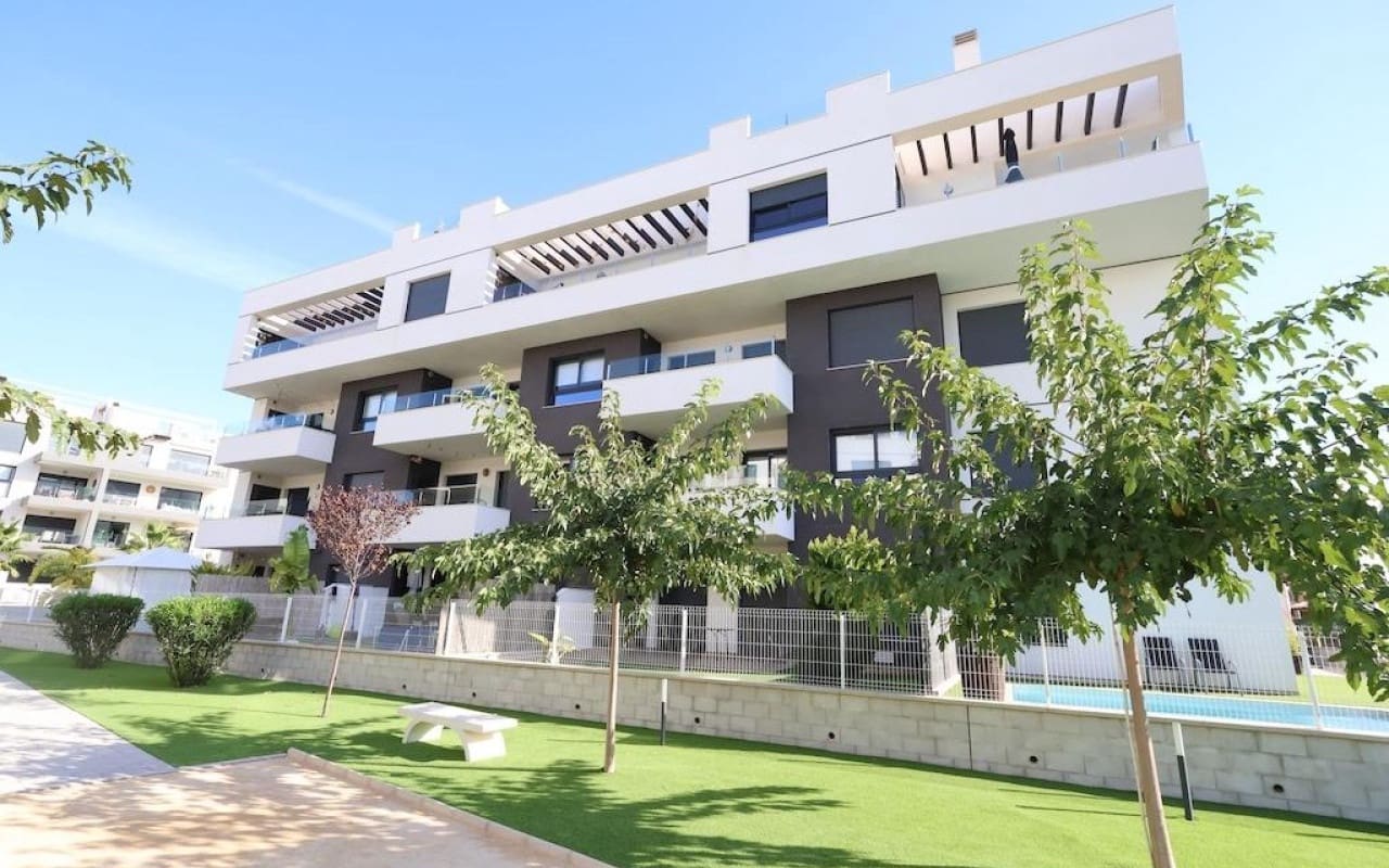 2 Zimmer Apartment zu verkaufen in Villamartin - 270.000 € (Ref: 9913737)