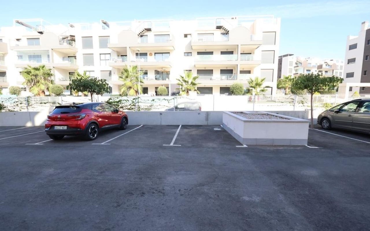 2 Zimmer Apartment zu verkaufen in Villamartin - 270.000 € (Ref: 9913737)