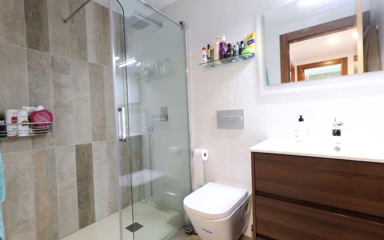4 slaapkamer Halfvrijstaande villa te koop in Cabo Roig - € 330.000 (Ref: 9913741)